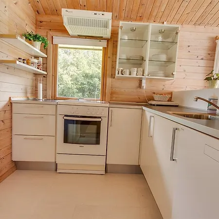 Tatil Evi Three-bedroom Holiday In Hals
