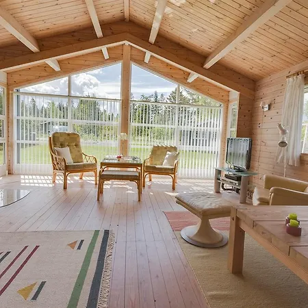 Three-bedroom Holiday In Tatil Evi *