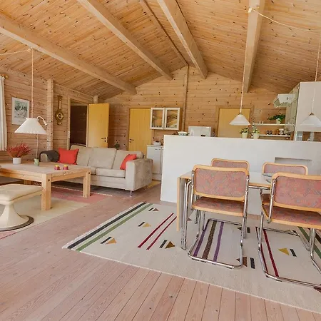 Three-bedroom Holiday In Tatil Evi *